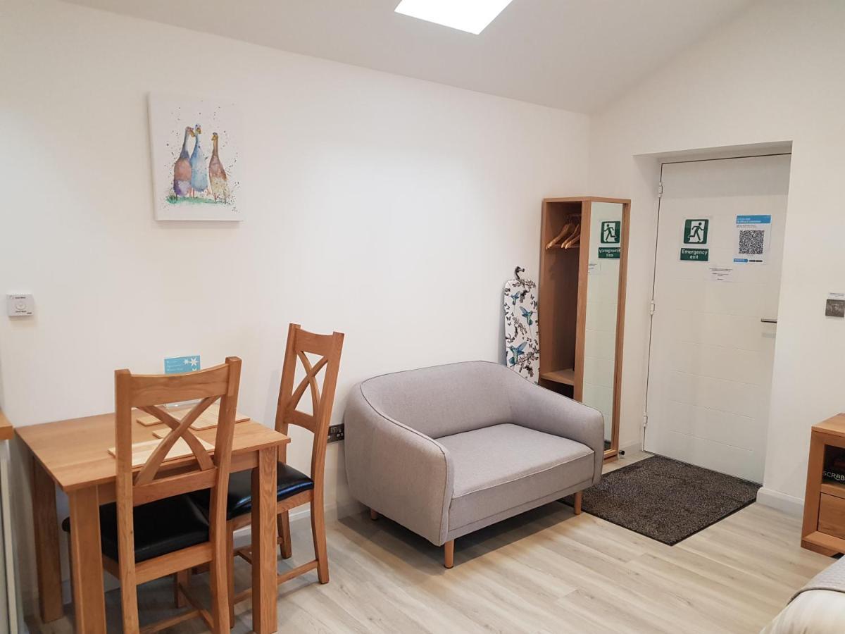 Wyvern Apartment Yeovil Luaran gambar